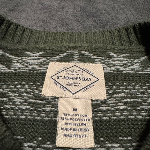 St. John's Bay Green and White Crewneck Sweater Nordic Pattern - Picture 3 of 3